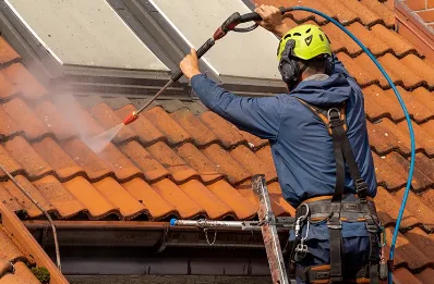 Démoussage et hydrofuge de toiture à Routot